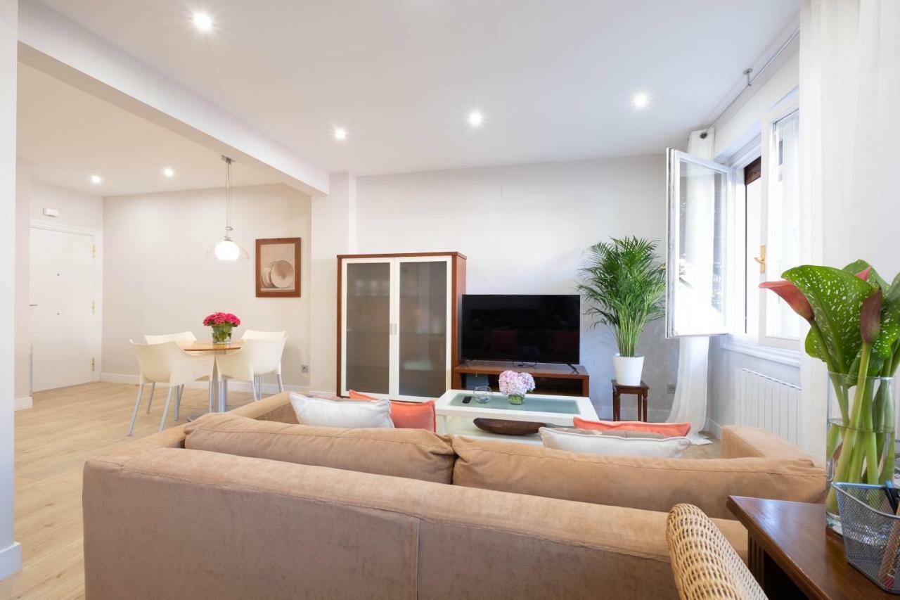 Apartamento Tiboli Con Parking Gratuito Bilbao Exterior photo