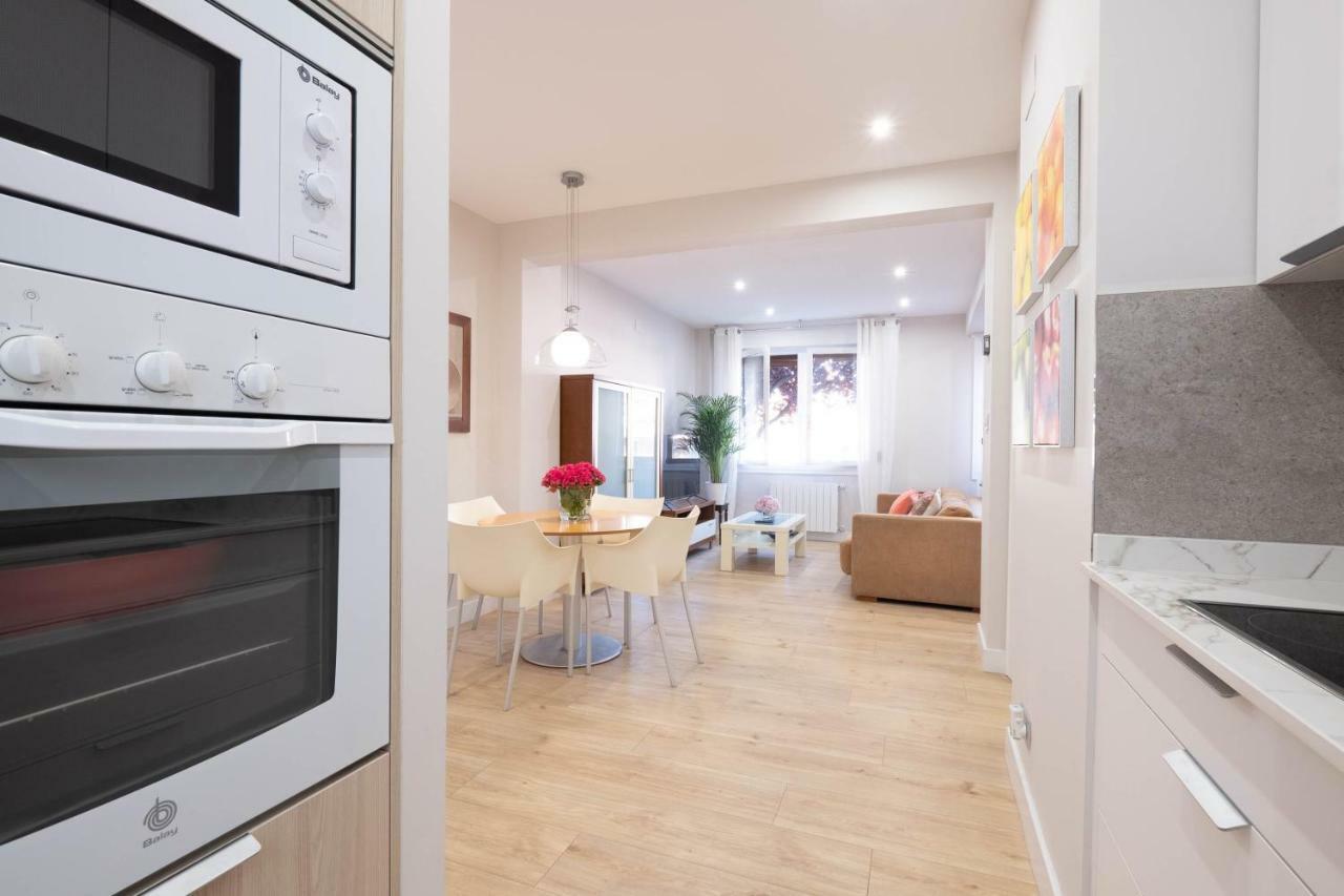 Apartamento Tiboli Con Parking Gratuito Bilbao Exterior photo
